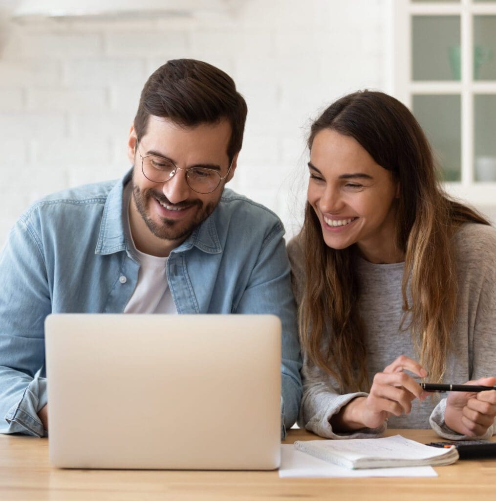 couple paying rent online